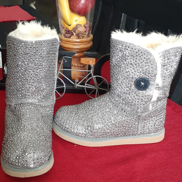 mascotte Shoes - Mascotte boots one button.